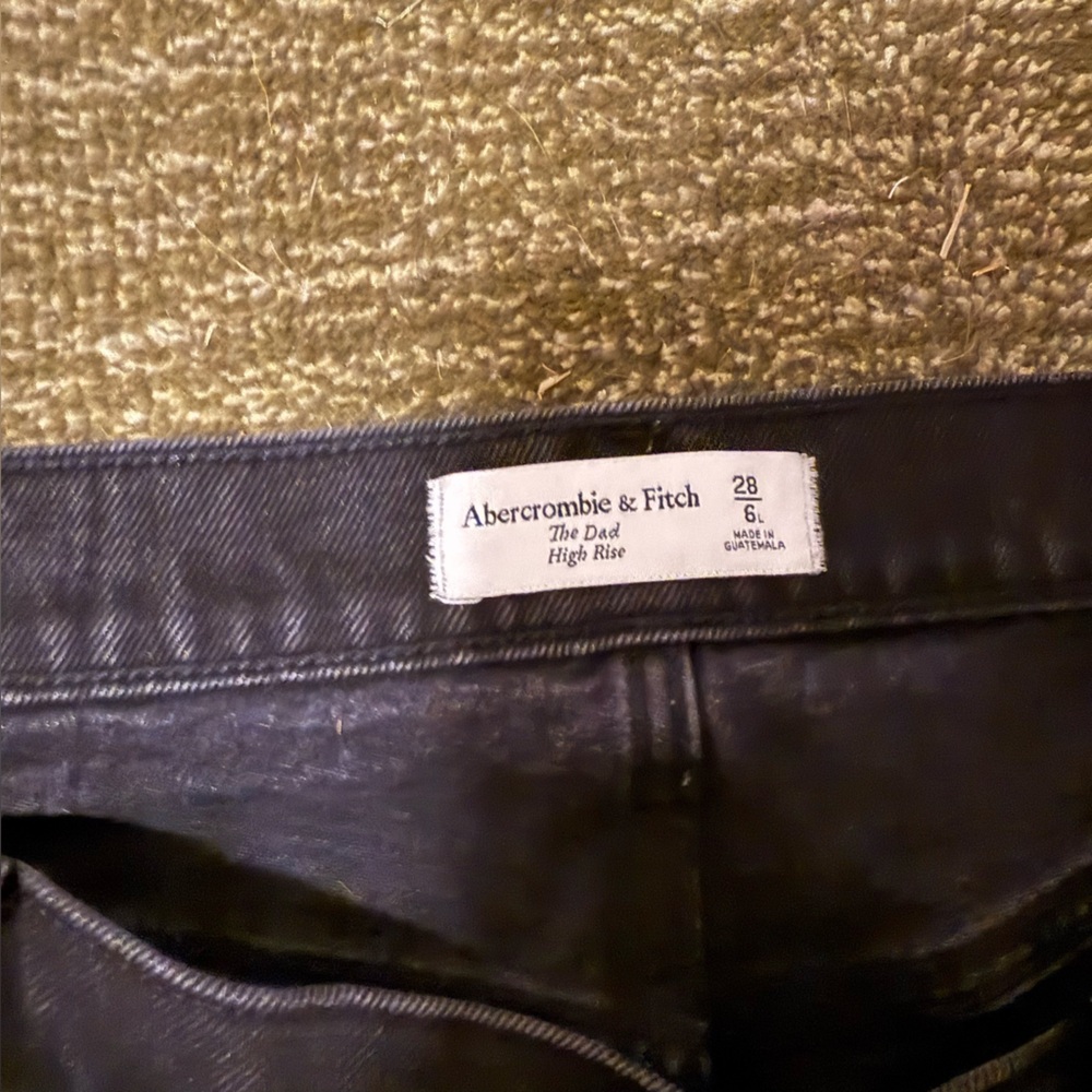 Abercrombie & Fitch Women's the Dad High Rise - Picture 2 of 3